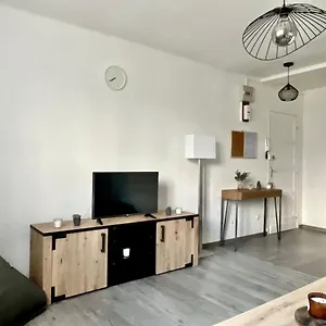 https://appartement-lumineux-et-traversant.midi-pyreneeshotels.com