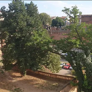 https://vue-imprenable-studio-montauban.midi-pyreneeshotels.com